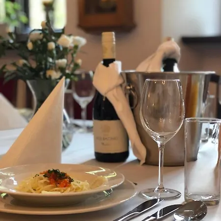 Palac Krobielowice 3*