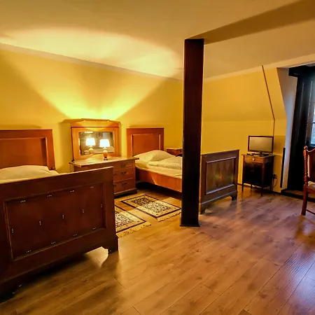 Palac Krobielowice 3*
