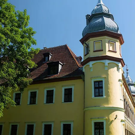 Palac Krobielowice Semesteranläggning (resort) Kąty Wrocławskie
