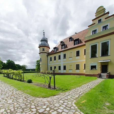 Palac Krobielowice Katy Wroclawskie
